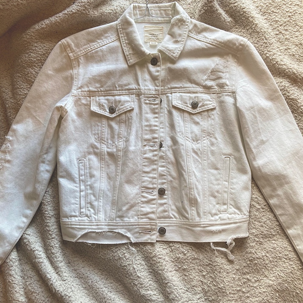 American eagle white jean jacket